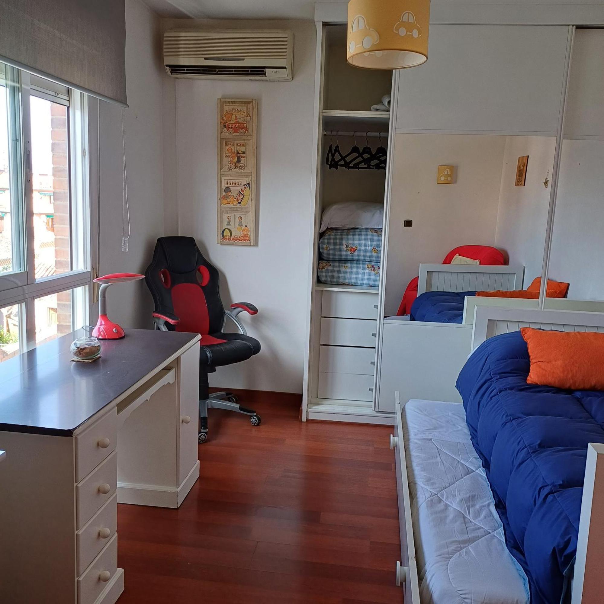 Piso Compartido Con Habitaciones Independientes Марасена Экстерьер фото
